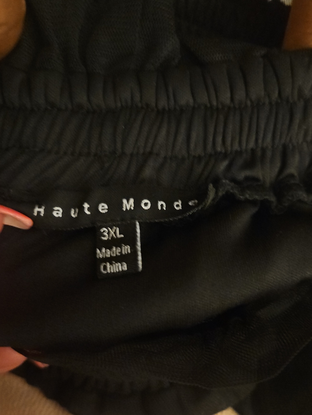 Haute Monde Black Elastic-Waist Pull-On Shorts
